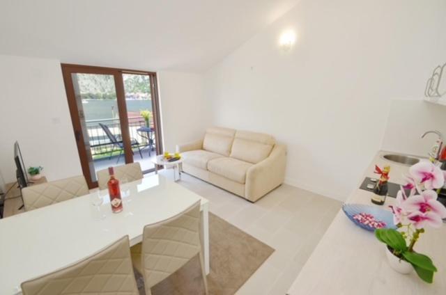 Nikola Lux Apartments Muo ภายนอก รูปภาพ